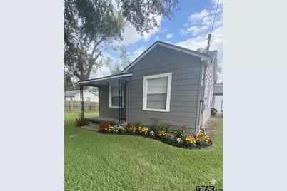 524 N College St, Lindale, TX 75771 - Photo 4