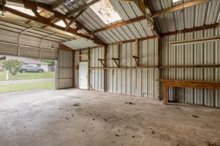 524 N College St, Lindale, TX 75771 - Photo 34