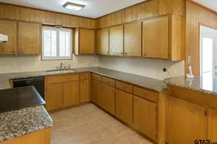 139 Cr 2428, Mineola, TX 75773 - Photo 8