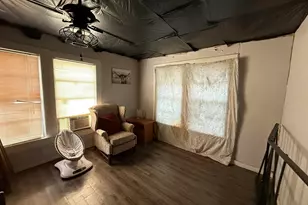 324 S Martin St, Chandler, TX 75758 - Photo 10