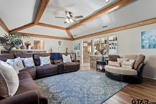 809 Jeffrey Dr, Tyler, TX 75703 - Photo 8