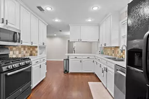 3217 Libbie St, Tyler, TX 75707 - Photo 10