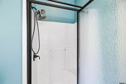 16785 S Lakeview Dr, Troup, TX 75789 - Photo 14