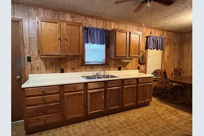 305 E Front St., Arp, TX 75750 - Photo 8