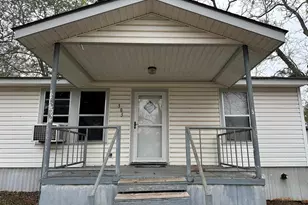 305 E Front St, Arp, TX 75750 - Photo 2