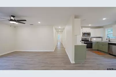 915 Britton, Tyler, TX 75701 - Photo 6