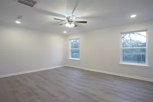 915 Britton, Tyler, TX 75701 - Photo 14