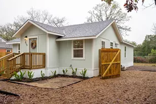 915 Britton, Tyler, TX 75701 - Photo 2