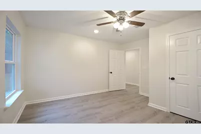 915 Britton, Tyler, TX 75701 - Photo 18