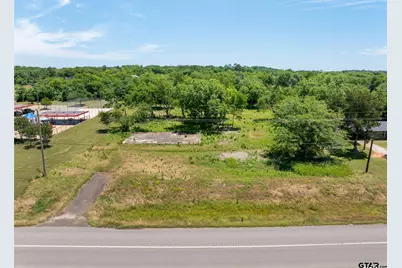 204 N Doctor M Roper Pkwy, Bullard, TX 75757 - Photo 1