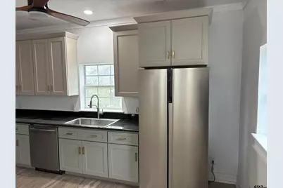 104 S Carolina, Troup, TX 75789 - Photo 4