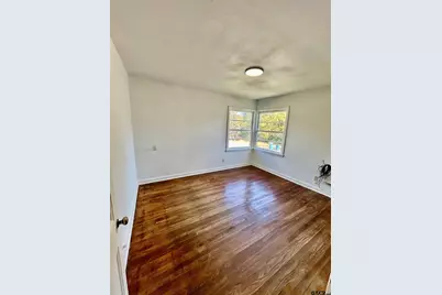 1101 W Elk St, Henderson, TX 75652 - Photo 12