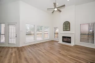 5819 Hollytree, Tyler, TX 75703 - Photo 4