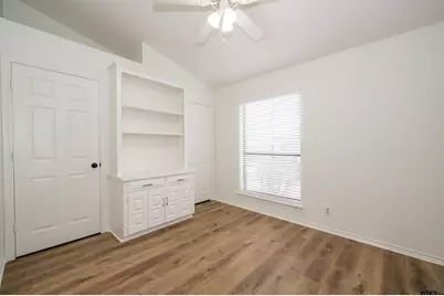 5819 Hollytree, Tyler, TX 75703 - Photo 20