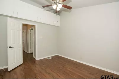 5827 Hollytree, Tyler, TX 75703 - Photo 28