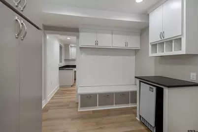 1709 Edgewood, Tyler, TX 75701 - Photo 10