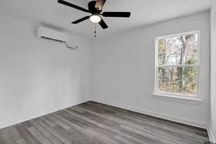 22797 Creekwood Dr, Flint, TX 75762 - Photo 2