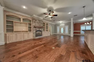 215 Clubview Dr, Hideaway, TX 75771 - Photo 4