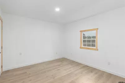 112 An County Road 1370, Palestine, TX 75801 - Photo 14