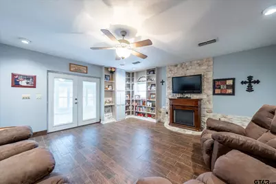 287 Hollybrook Dr., Kilgore, TX 75662 - Photo 12