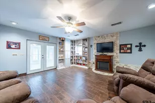 287 Hollybrook Dr, Kilgore, TX 75662 - Photo 12