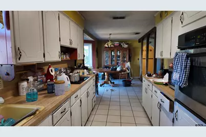 205 W Parkdale, Whitehouse, TX 75791 - Photo 4