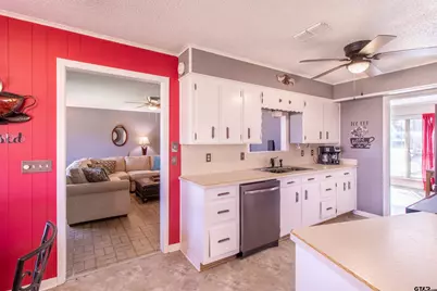 106 Susie St, Chandler, TX 75758 - Photo 12