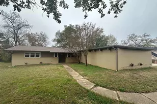1507 Hillcrest, Jacksonville, TX 75766 - Photo 1