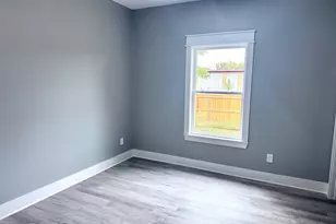 536 Alabama St, Jacksonville, TX 75766 - Photo 10