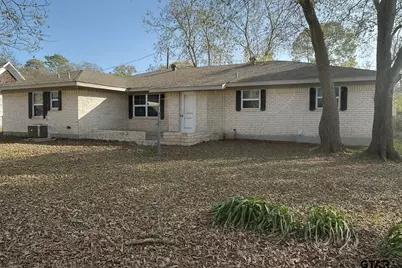 605 N Line, Mineola, TX 75773 - Photo 2