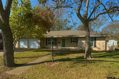 605 N Line, Mineola, TX 75773 - Photo 1