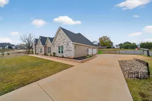 611 Bridle Ridge Dr, Tyler, TX 75703 - Photo 42