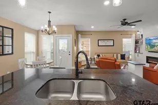 17127 Meadowview Ln, Lindale, TX 75771 - Photo 10