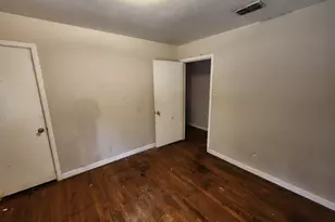 2314 Pleasant Dr, Tyler, TX 75701 - Photo 6