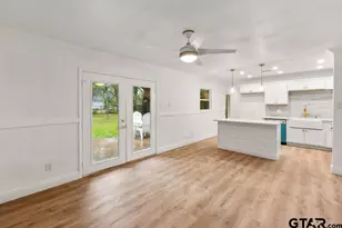 2424 E Devine St, Tyler, TX 75701 - Photo 14