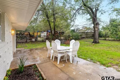 2424 E Devine St, Tyler, TX 75701 - Photo 36