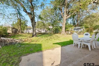2424 E Devine St, Tyler, TX 75701 - Photo 38
