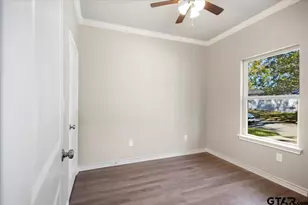 304 E Cottonwood, Overton, TX 75684 - Photo 8