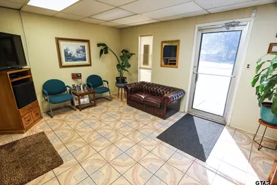 3110 Gilmer Rd, Longview, TX 75604 - Photo 12