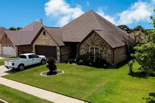 18870 Bur Oak Ct, Flint, TX 75762 - Photo 1