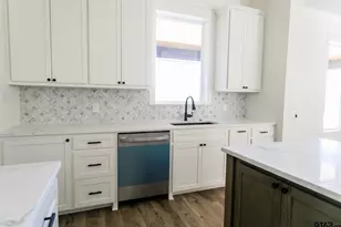 21053 County Rd 26, Tyler, TX 75705 - Photo 32