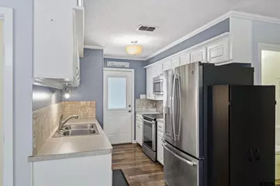 323 Rustic Rd, Hideaway, TX 75771 - Photo 10