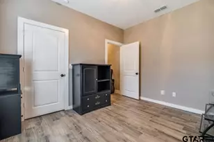 17409 Crossing Cir, Lindale, TX 75771 - Photo 20