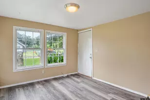 306 Dorothy St, Jacksonville, TX 75766 - Photo 6