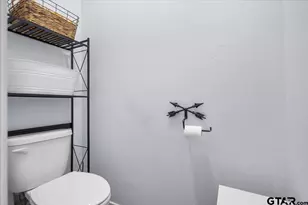 22727 Co Rd 2166, Troup, TX 75789 - Photo 32