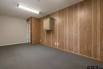 360 Anderson County Road 330, Palestine, TX 75803 - Photo 22