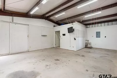 360 Anderson County Road 330, Palestine, TX 75803 - Photo 38