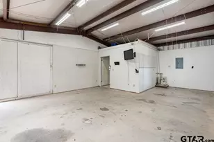 360 Anderson County Road 330, Palestine, TX 75803 - Photo 38