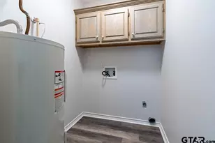 360 Anderson County Road 330, Palestine, TX 75803 - Photo 18