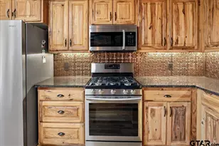 216 Co Rd 3496, Hawkins, TX 75765 - Photo 14